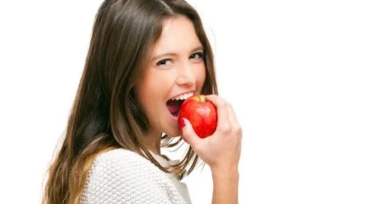 Benarkah Buah Apel Bisa Membantu Menurunkan Berat Badan?