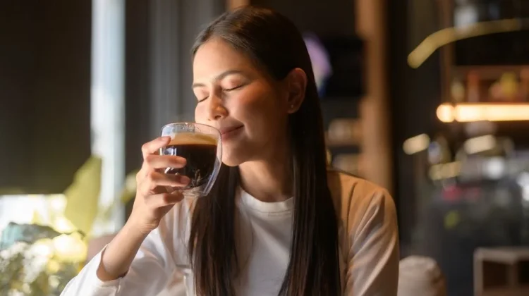 Kebiasaan Mengonsumsi Kopi: Manfaat dan Hal yang Perlu Diperhatikan