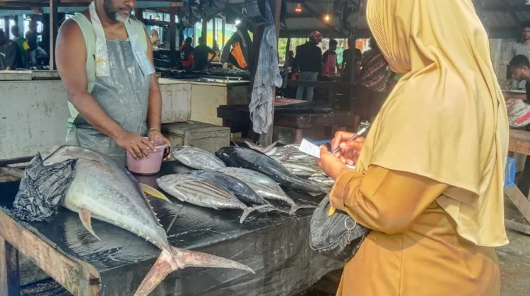 Disperindag Yapen: Cek Harga Bapok Hasil Industri, Perikanan dan Peternakan