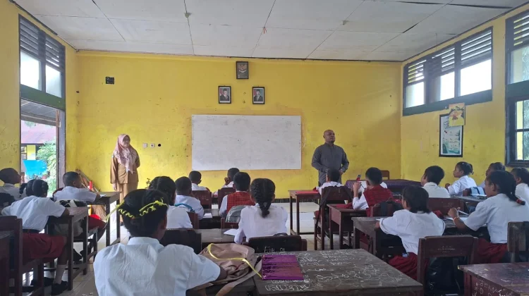 SMP Negri 1 Serui Gelar MPLS Kepada 278 Siswa Baru