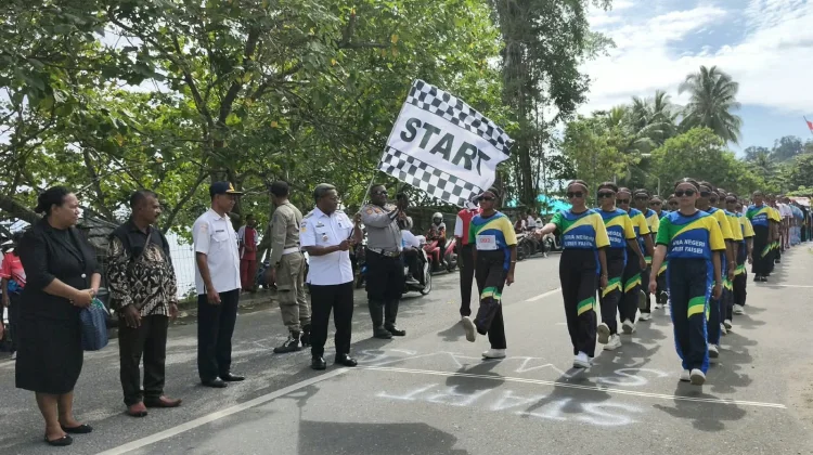 Bupati Waropen Pelajar Penting Bagi Masa Depan Daerah