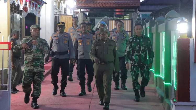Kodim 1709/Yawa Bersama TNI-Polri Pemda Kawal HUT RI ke-81