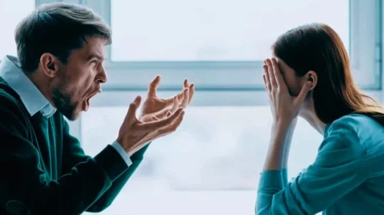 Cara Merspon Ancaman Emosional atau "Emotional Blackmail" Dari Pasangan
