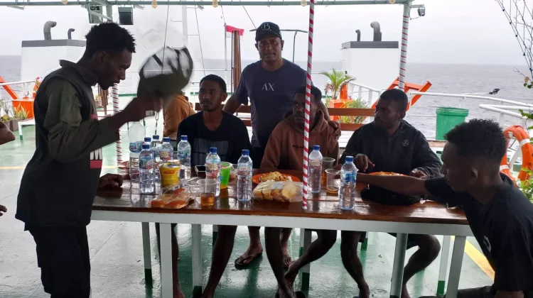 Lima Korban Speed Boat Hilang Ditemukan 17 Mil Laut Pulau Moor Nabire