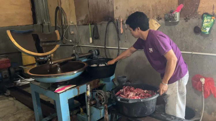 Tempat Penggilingan Daging KPR Dusun Yapen Diminati Pelaku Usaha