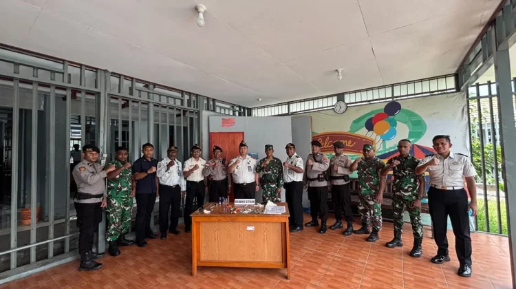 Lapas Serui Razia Blok Hunian WBP, Sejumlah Barang Terlarang Ditemukan