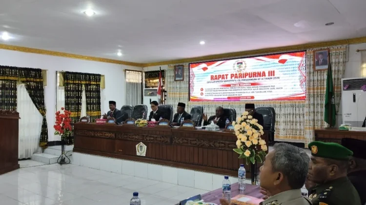 Ketua DPRK Waropen Buka Rapat Paripurna III
