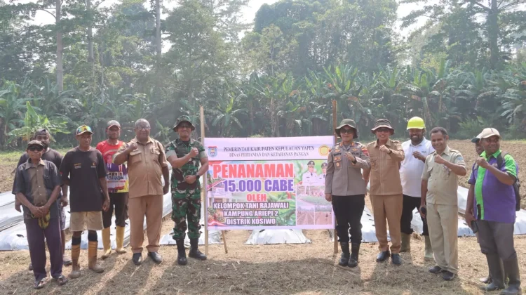 Kapolres, Wabup dan Dandim Perkuat Ketahanan Pangan Kepulauan Yapen
