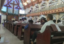 Jemaat GKI Efata Tarau  Gelar Ibadah Minggu SengsaraII