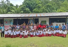 Yayasan Tangan Pengharapan Hadir SD YPK Immanuel Ambai