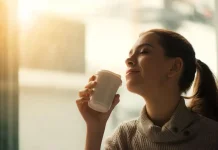 Pilih Kopi Hitam atau Kopi Susu saat Ramadan