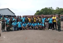 Kodim 1709/Yawa Terlibat Kegiatan Pembersihan Pasar