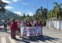 IGTKI Yapen Gelar Karnaval Guru TK Peringati Hari Kartini