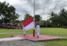 Pemda Waropen Gelar Upacara Hardiknas dan HUT Ke-23