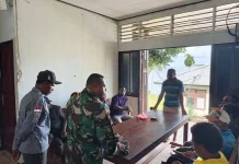 Babinsa Ansus Mediasi Penyelesaian Permasalahan  Warga Yarori