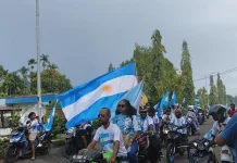 Konvoi Bersama Fans Piala Dunia 2026 Semarakkan Kota Serui