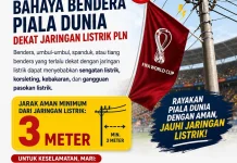 PLN Serui Imbau Warga Pasang Umbul-Umbul Piala Dunia Jauh dari Jaringan Listrik