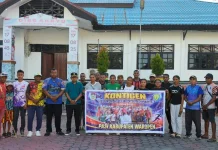 Pemkab Waropen Resmi Lepas Kontingen Atletik menuju Kejurda Papua