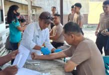 Polres Yapen Gelar Donor Darah Sambut HUT 80 Bhayangkara