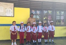 Hari Pertama 36 Murid Baru  SD  Inpres 1 Menawi MPLS