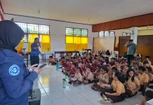 Bank Modern Express Edukasi Siswa SD Filadelfia Gemar Menabung