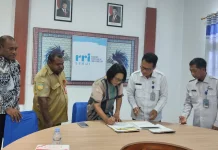 DPRK Waropen Resmi Teken MoU Bersama LPP RRI Serui