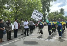Bupati Waropen Pelajar Penting Bagi Masa Depan Daerah