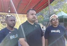 Hadiri Festival Teluk Mioko Ketua DPR Papua Dorong Destinasi Wisata