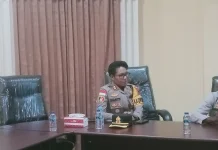 Kapolres Yapen Tegaskan Penertiban Miras Bukan Hentikan Ekonomi Warga.