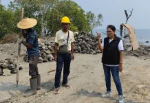 Ketua DPRK Waropen Harap Kampung Nelayan selesai Tepat Waktu