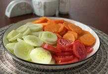 6 Sayuran yang Bisa Dimakan Mentah, Segar dan Kaya Nutrisi