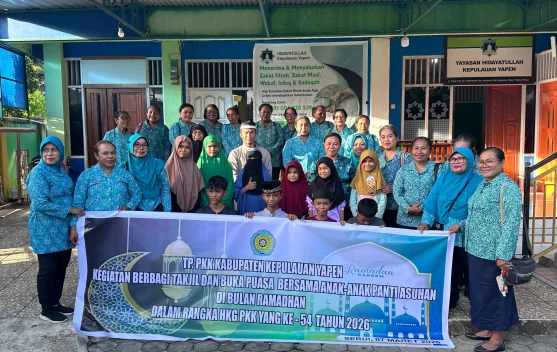 TP PKK Yapen Tebar Kepedulian Sosial di Bulan Ramadan