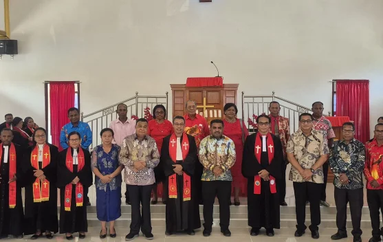 Bupati Yapen Resmikan dan Tahbiskan Gedung Baru GKI Eben Haezer Warari