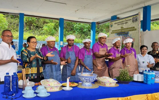 Lomba Memasak Papeda dan Ikan Kuah Kuning Semarakkan HUT ke-54 Klasis GKI Waropen
