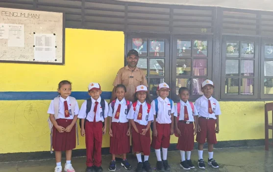 Hari Pertama 36 Murid Baru  SD  Inpres 1 Menawi MPLS