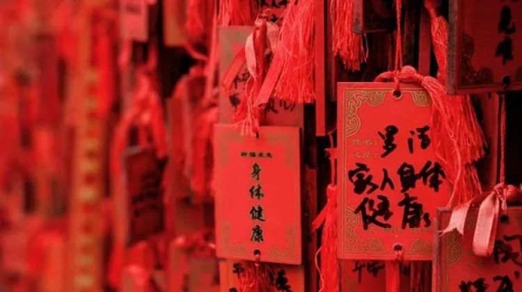 Tradisi Angpao, Simbol Harapan dan Keberuntungan Saat Imlek
