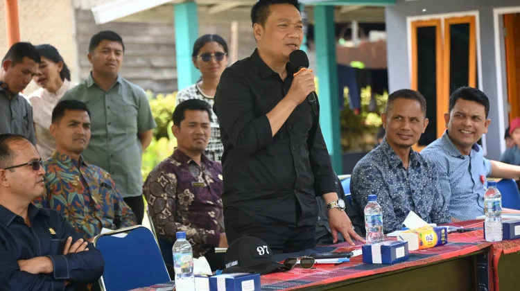 Bupati Ikuti Reses Perseorangan Labuan Sihombing di Paranginan