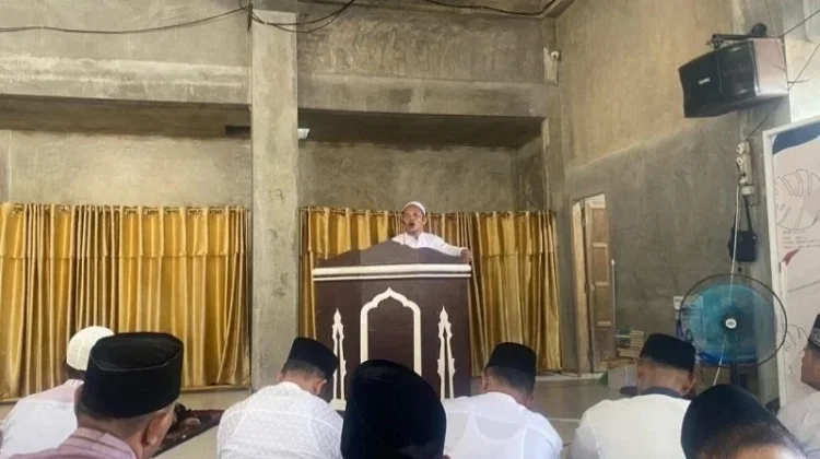 Salat Idulfitri: Warga Hutanabolon Tidak Larut dalam Kesedihan