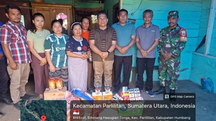 Pemkab Humbahas beri bantuan korban rumah tertimpa pohon di Kecamatan Pakkat