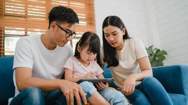 Parentification, Beban Dewasa pada Anak Muda