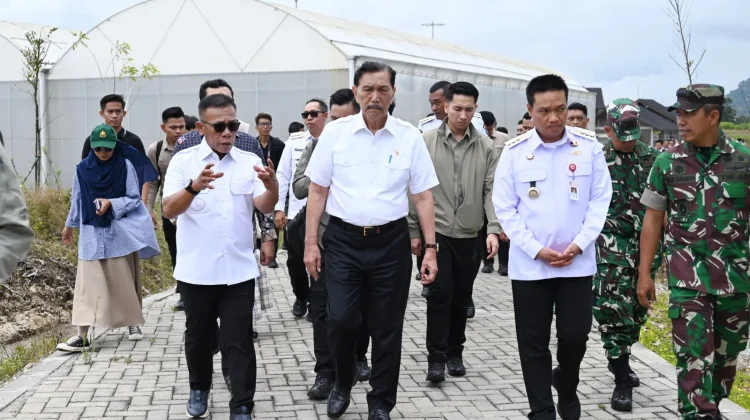 Bupati Tapteng Hadiri Rapat Pengembangan Pertanian Berbasis AI