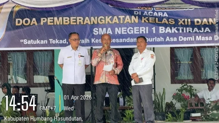 Bupati Humbahas hadiri Doa Pelepasan Kelas XII dan Pentas Seni SMAN 1 Baktiraja