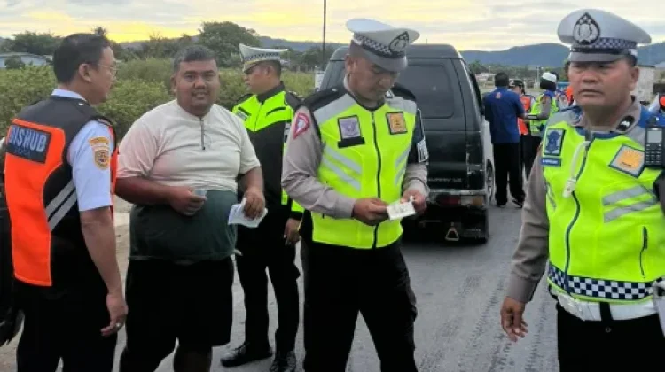 Operasi Gabungan Digelar di Simpang Bypass Tambunan Toba