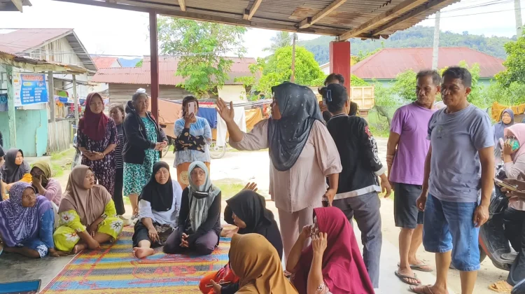 Warga Protes Tak Didata Penerima Jadup Pascabenca Tapteng