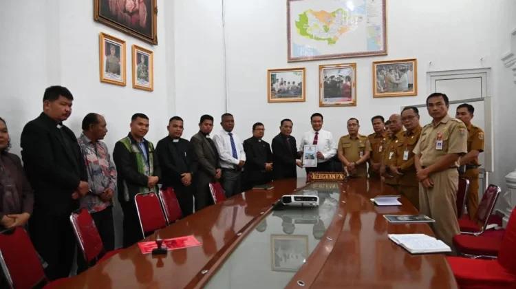 Bupati Humbahas Terima Kunjungan Bishop dan Panitia Sinode Agung GKLI