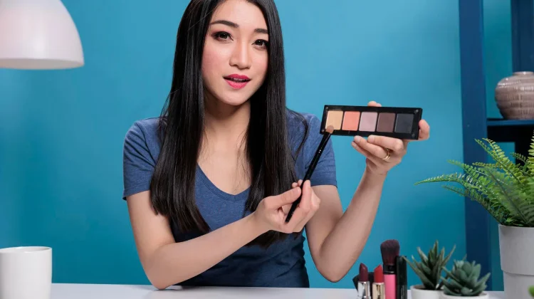 Tips Memulai Karier MUA dari Nol