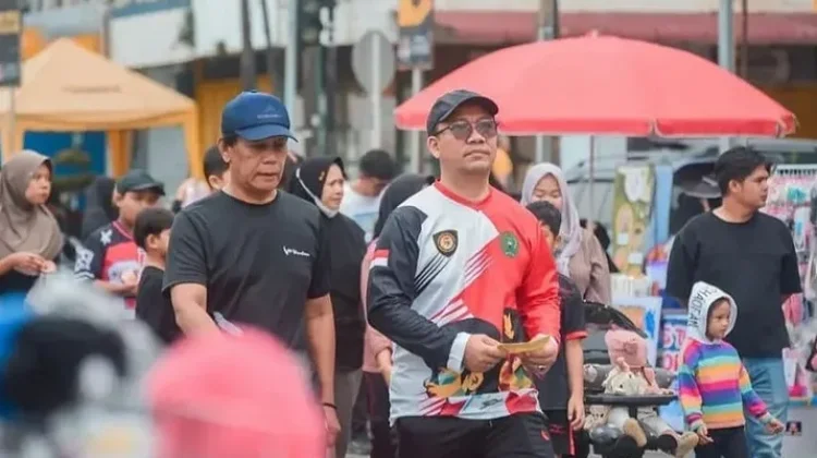 Sekda Padangsidimpuan Berbaur dengan Warga, Dorong UMKM Lokal