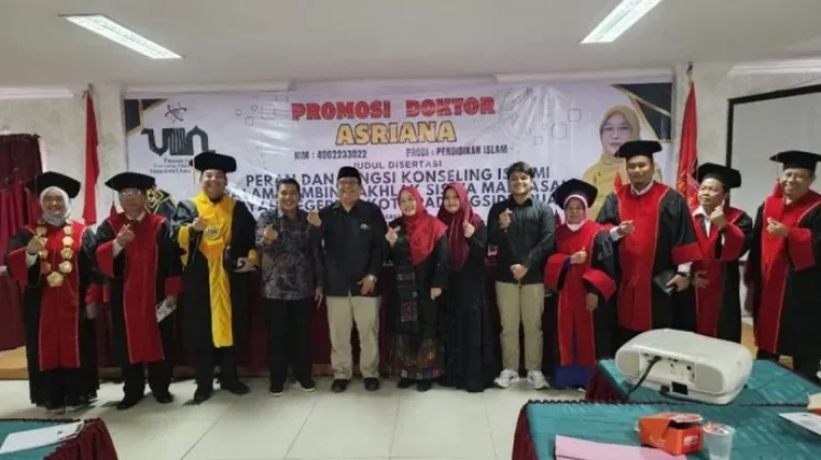 Kepala MTsN 1 Padangsidimpuan Raih Gelar Doktor