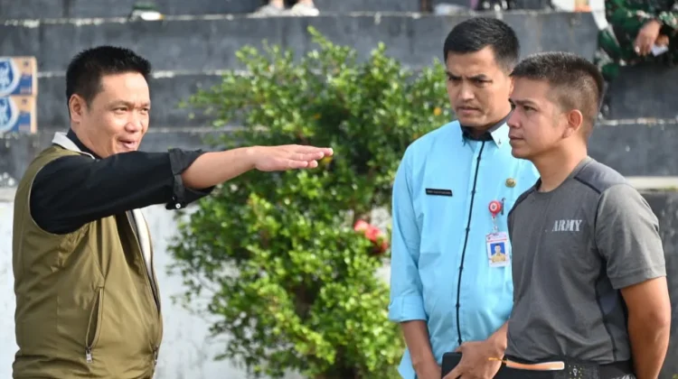 Bupati Humbahas Tinjau Seleksi Kesamaptaan Calon Paskibraka