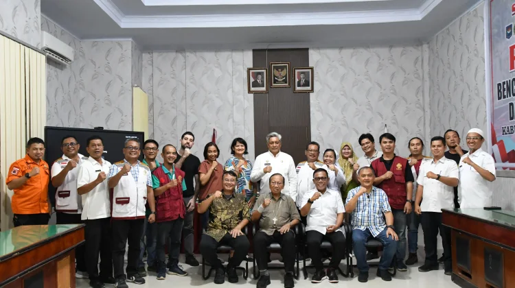 Bupati Tapteng Apresiasi Caritas Indonesia Bantu Pemulihan Bencana